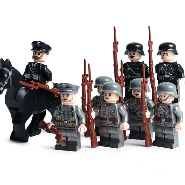 WW2 German Army Officers and Soldiers - 8 Figures, War Horse, High Powered Weapons, Guns, and More!