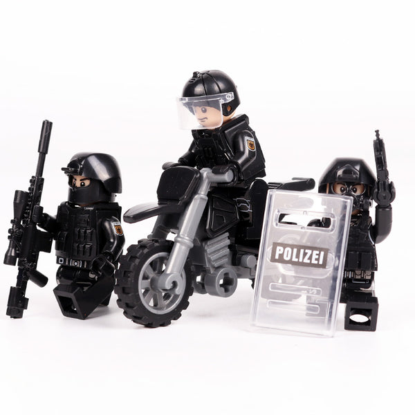 German Police (Polizei) - 6 Figures, Motorcycle, Dog, Weapons, Guns, Tools, Shields, and More!